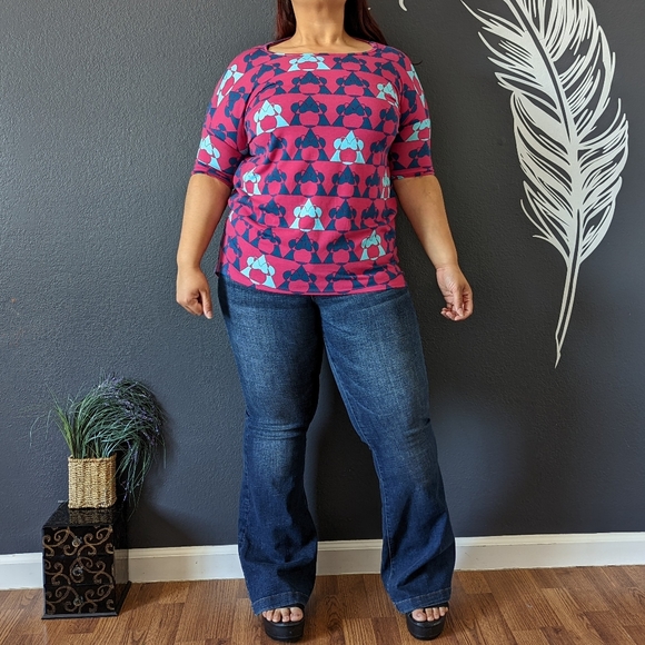 LuLaRoe Minnie Mouse Top - Picture 2 of 6